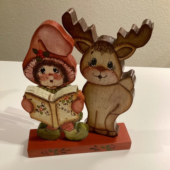 Vintage Wooden Hand Painted Christmas Figurine Reindeer - Battery Not Included - Picture 1 of 10